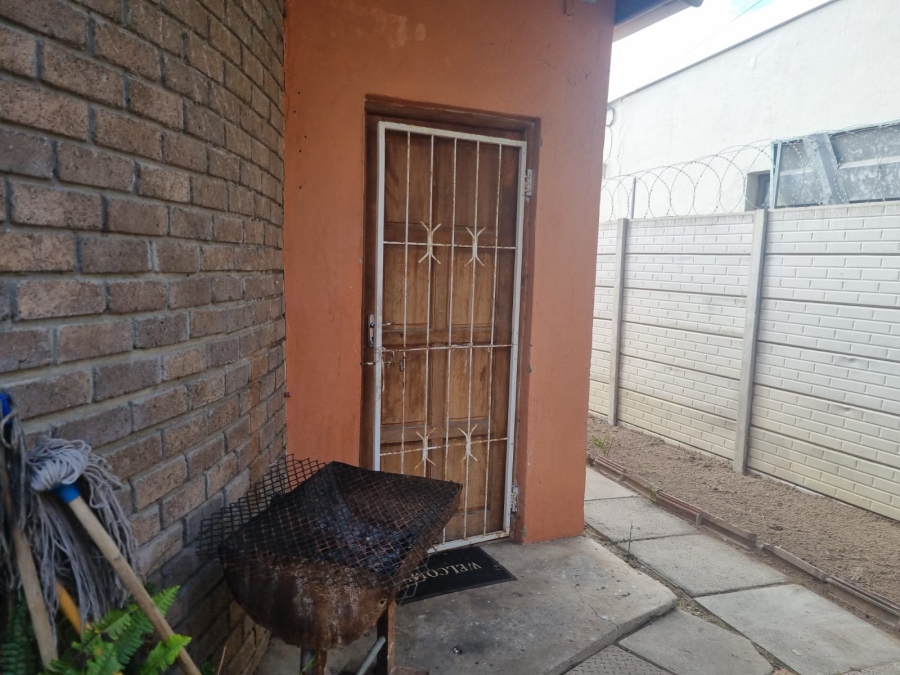 4 Bedroom Property for Sale in Parow Valley Western Cape